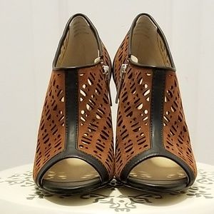 Calvin Klein Peep Toe Pumps